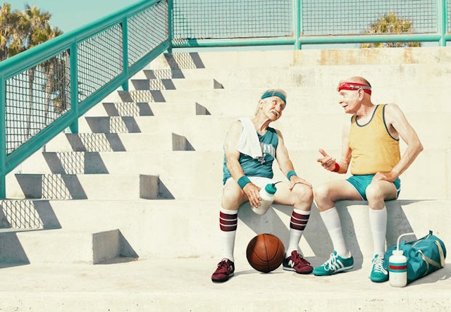 basketbol-oynayan-yasli-insanlarin-fotograf-serisi-artmanik-10