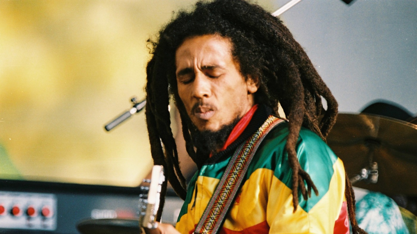 LONDON, UNITED KINGDOM - JUNE 7: Bob Marley performs on stage at Crystal Palace Bowl on June 7th, 1980 in London, United Kingdom. (Photo by Peter Still/Redferns)